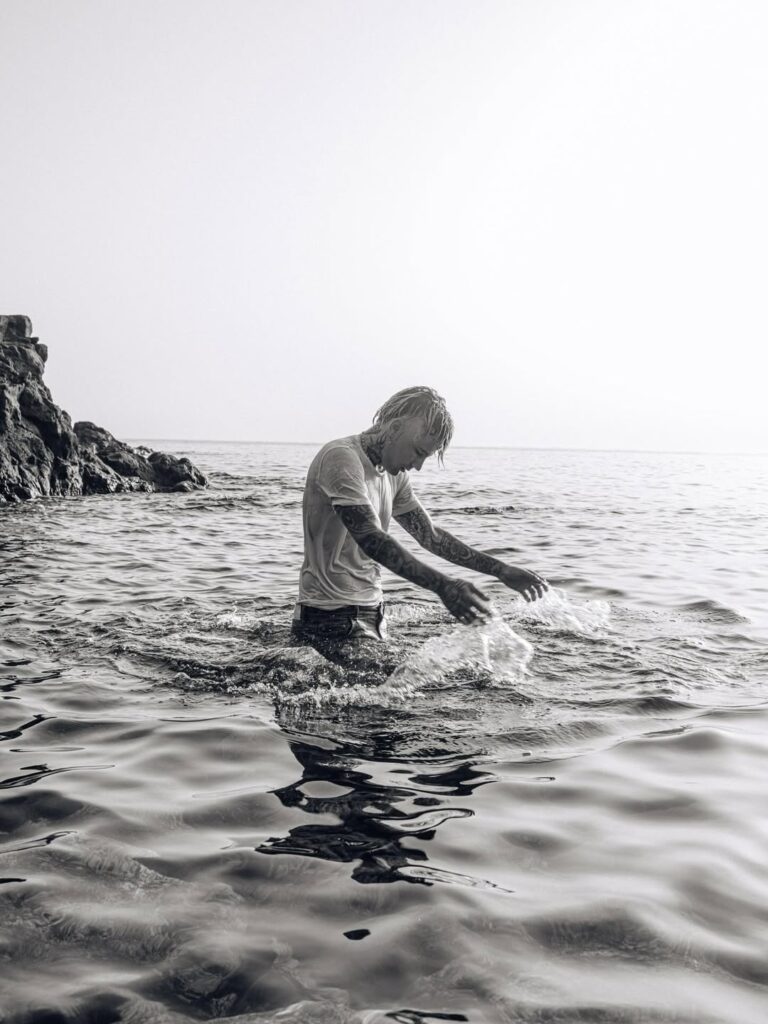 downloadgram.org_542819479_18525048433008212_4525661175443749848_n-768x1024 Il Tre torna con “PAURA DI ME”: il punto medio tra pop e rap
