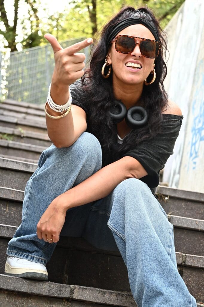 image5-682x1024 SistahEve torna con “Di Più o Niente”: rabbia, ritmo e rinascita. Recensione.