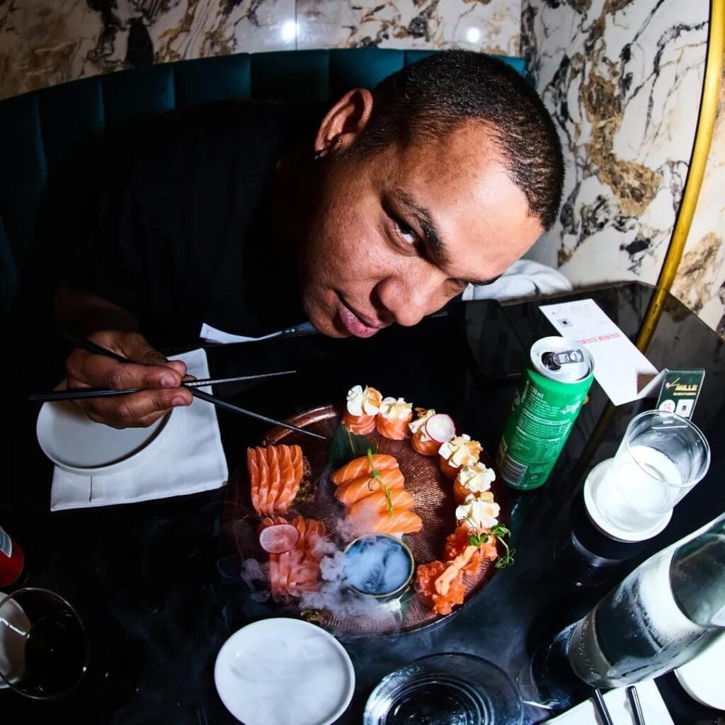 1770675357377-1024x1024 Theus El Ribeiro, IL N*GRO è riappropriazione culturale. L'intervista